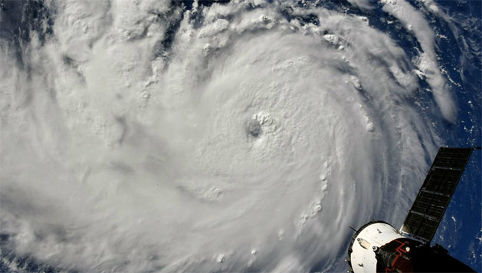 Na Ameriku sa rúti mohutný hurikán: Nariadená evakuácia milióna ľudí
