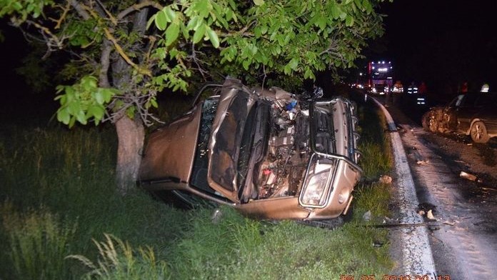 Dopravná nehoda na juhu Slovenska: Mladý vodič nezvládol riadenie