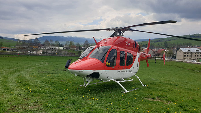 Na strednom Slovensku došlo k vážnej nehode: Mladú vodičku musel prevážať vrtuľník