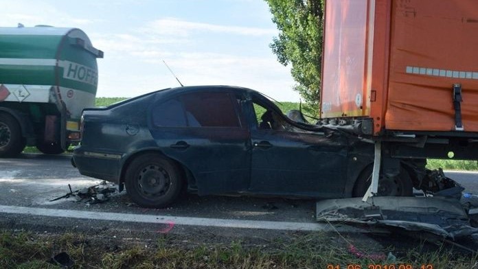 Tragická nehoda: Mladý muž (†30) zomrel pod nákladným autom