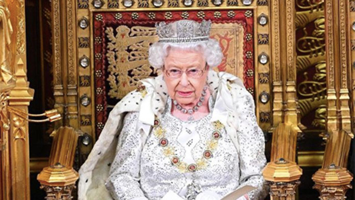 Kráľovná Alžbeta opäť potvrdila, že je skromná: Pravda z Buckinghamského paláca