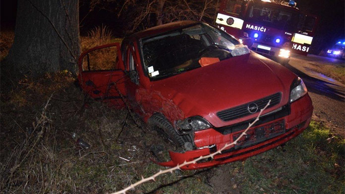 Tragická nehoda v Trnavskom kraji: Zomrel 16-ročný spolujazdec