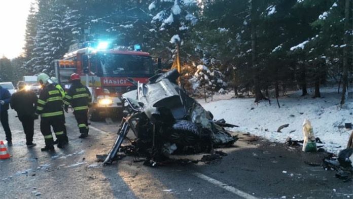Tragédia za Oravskou Polhorou: Cestár našiel v aute mŕtveho mladého vodiča