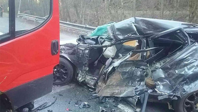 Tragická nehoda v okrese Banská Štiavnica: Vodič na mieste zomrel