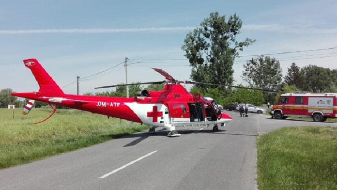 Vážna dopravná nehoda v okrese Senica: Žene letel na pomoc vrtuľník