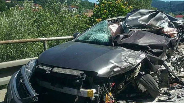 Tragická nehoda na Kysuciach: Na mieste zomrela jedna osoba