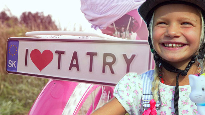 VIDEO Dve rozkošné dievčatká ťahajú ľudí do raja pre pedále, na cyklotrasy pod Tatrami